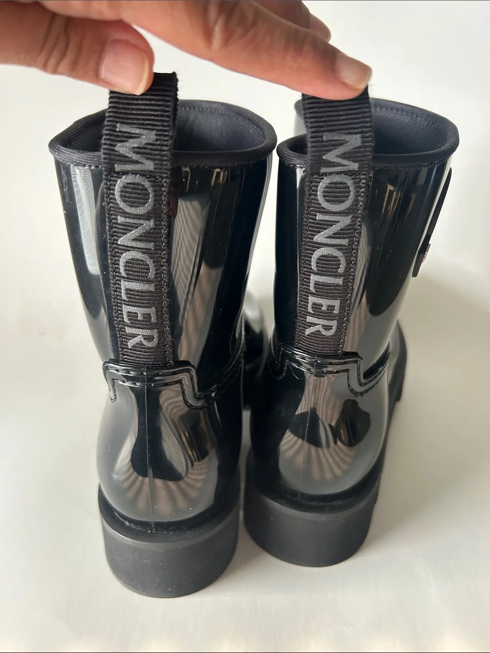 Moncler Ginette Waterproof Rubber Rain Boots Black 39 Like New Designer Lug Sole
